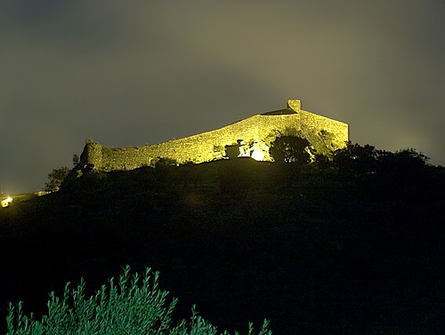 Castelo de Alegrete à noite